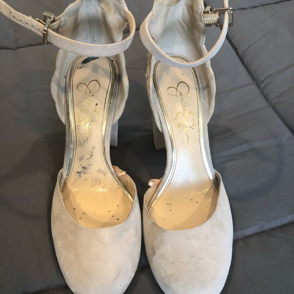 Heels - Picture 2 of 2